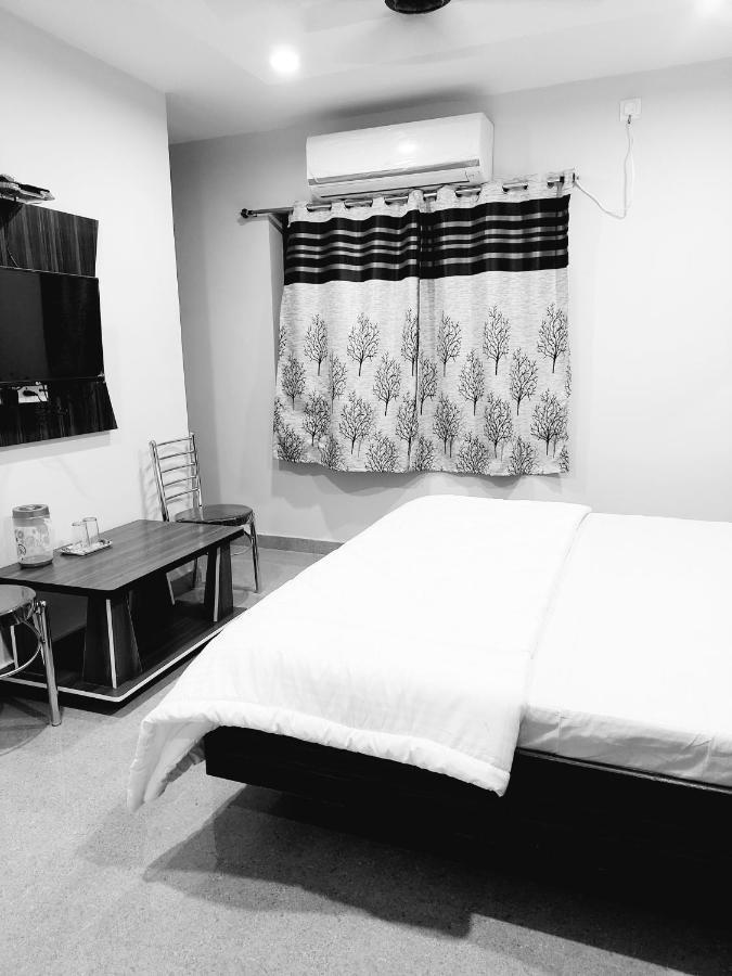 Priyaparadiseinn 바라나시 외부 사진